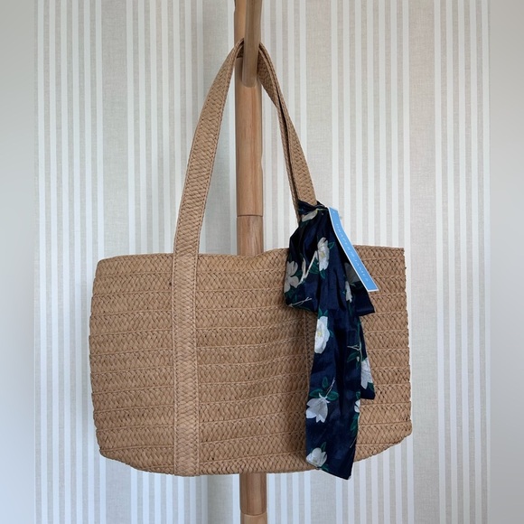 Draper James Straw Tote Purse with Floral Print Scarf NWT - Picture 2 of 8